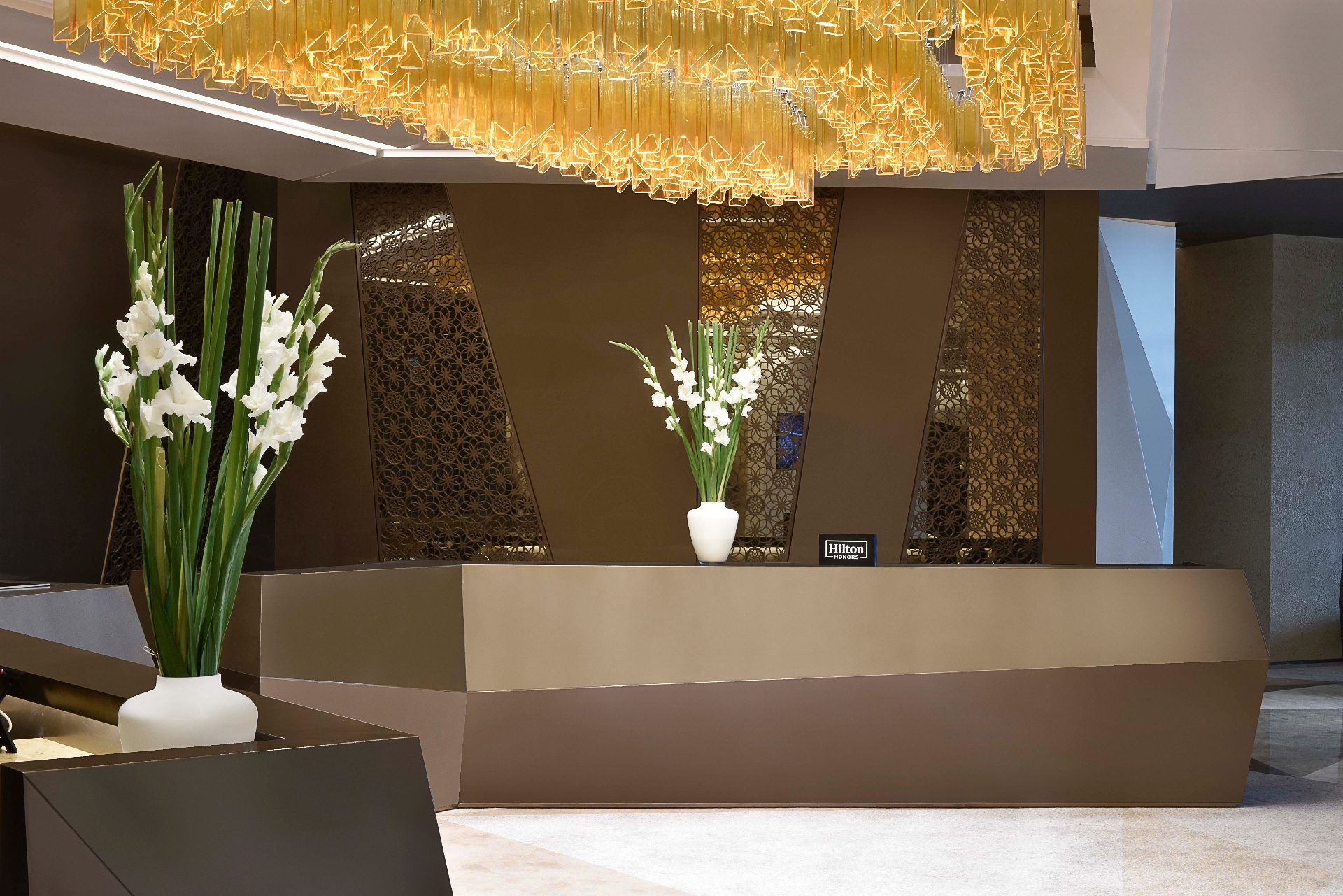 Entrance Lobby & Reception